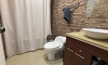 Se Vende Hermosa Casa Remodelada 3D+1B Cerrillos