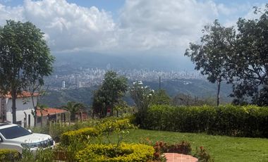 VENTA DE HERMOSA PARCELA A SOLO 15 MINUTOS DEL AEREOPUERTO