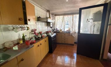 VENDO CASA CON GRAN TERRENO LIMACHE