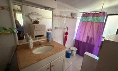 VENDO CASA CON GRAN TERRENO LIMACHE