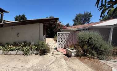 VENDO CASA CON GRAN TERRENO LIMACHE