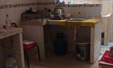 CASA COMO TERRENO En Venta – Mariscal Cáceres, SJL | 90 m²