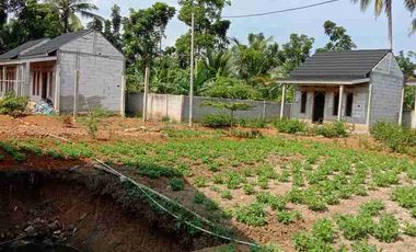 jual villa atau homestay deket pantai luas 1500 m2 ada 5 bangunan