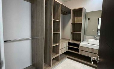 Casa Amueblada en Renta Cerradas Lumina II Dominio Cumbres