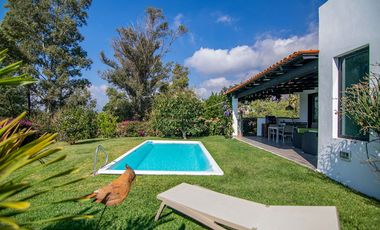 Nuevecita, estrenala en Vista del lago, Country club!