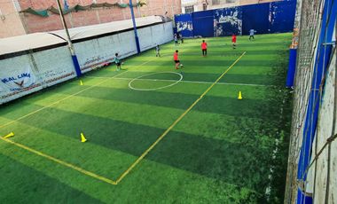 VENDO TERRENO PLANO DE 1094 M2 EN PLENA AVENIDA CARLOS IZAGUIRRE S.M.P