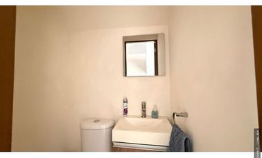 CASA EN RENTA AMUEBLADA EN AV. AGRICOLA