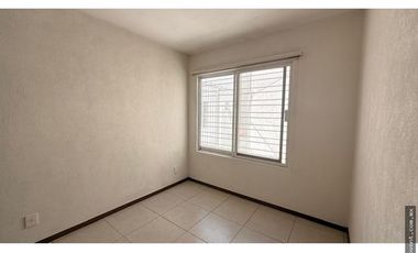 CASA EN RENTA AMUEBLADA EN AV. AGRICOLA