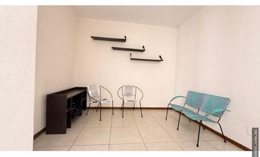 CASA EN RENTA AMUEBLADA EN AV. AGRICOLA