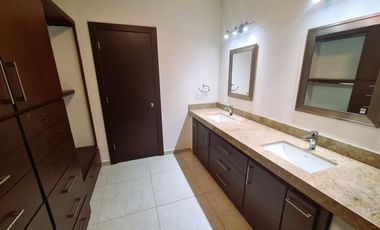 Renta Casa de 3 recámaras Amueblada y equipada en Puente Real, Ciudad Obregón