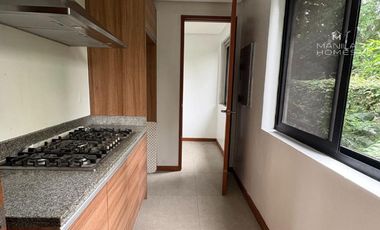 FOR LEASE — Multi-Level Home Townhouse Unit in Addition Hills, Mandaluyong (P120K)