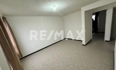 CASA VENTA EN FELIPE ANGELES DE 3 RECAMARAS