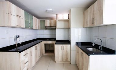 VENTA DE DEPARTAMENO DE DOS DORMITORIO  EN SEGUNDO PISO / INCLUYE COCHERA