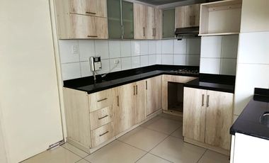 VENTA DE DEPARTAMENO DE DOS DORMITORIO  EN SEGUNDO PISO / INCLUYE COCHERA