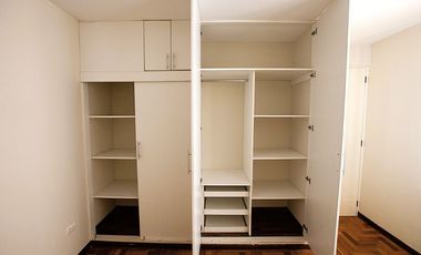 VENTA DE DEPARTAMENO DE DOS DORMITORIO  EN SEGUNDO PISO / INCLUYE COCHERA