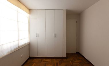 VENTA DE DEPARTAMENO DE DOS DORMITORIO  EN SEGUNDO PISO / INCLUYE COCHERA