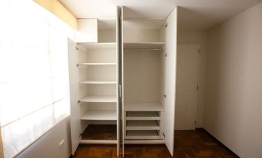 VENTA DE DEPARTAMENO DE DOS DORMITORIO  EN SEGUNDO PISO / INCLUYE COCHERA