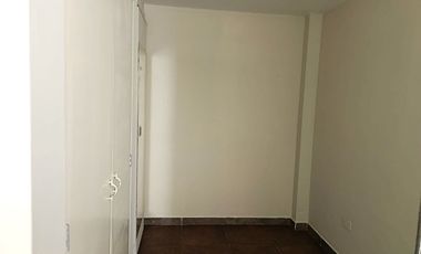 VENTA DE DEPARTAMENO DE DOS DORMITORIO  EN SEGUNDO PISO / INCLUYE COCHERA