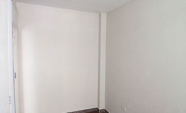VENTA DE DEPARTAMENO DE DOS DORMITORIO  EN SEGUNDO PISO / INCLUYE COCHERA
