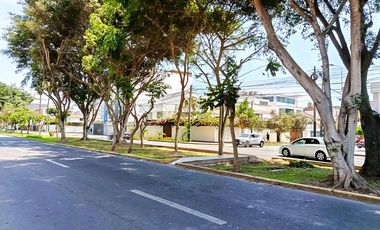 VENTA DE DEPARTAMENO DE DOS DORMITORIO  EN SEGUNDO PISO / INCLUYE COCHERA