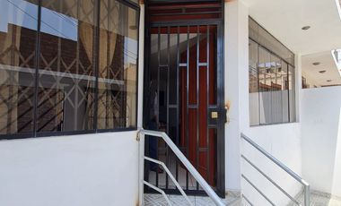 LINDA CASITA EN CIUDAD DEL DEPORTE 2DO SECTOR