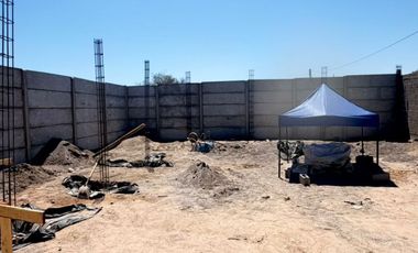 Venta Terreno 400 m² con Casa en construcción Valle Lluta