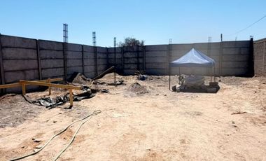 Venta Terreno 400 m² con Casa en construcción Valle Lluta