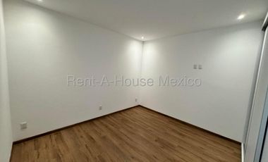 Altos de Juriquilla, se renta departamento con Vista Panorámica. FVR - Querétaro