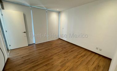 Altos de Juriquilla, se renta departamento con Vista Panorámica. FVR - Querétaro