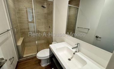 Altos de Juriquilla, se renta departamento con Vista Panorámica. FVR - Querétaro