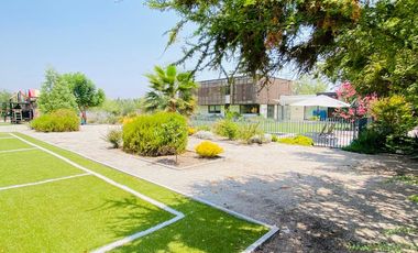 VENTA ESPECTACULAR CASA MEDITERRÁNEA EN EXCLUSIVO CONDOMINIO PIEDRA ROJA – DISEÑO VANGUARDISTA, LUJO Y FUNCIONALIDAD - 5D + 5B + SERVICIOS + PISCINA