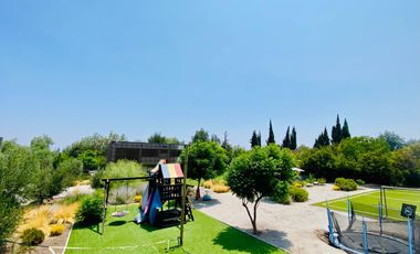 VENTA ESPECTACULAR CASA MEDITERRÁNEA EN EXCLUSIVO CONDOMINIO PIEDRA ROJA – DISEÑO VANGUARDISTA, LUJO Y FUNCIONALIDAD - 5D + 5B + SERVICIOS + PISCINA