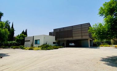 VENTA ESPECTACULAR CASA MEDITERRÁNEA EN EXCLUSIVO CONDOMINIO PIEDRA ROJA – DISEÑO VANGUARDISTA, LUJO Y FUNCIONALIDAD - 5D + 5B + SERVICIOS + PISCINA