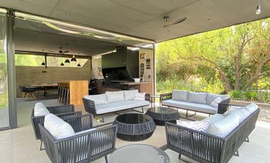 VENTA ESPECTACULAR CASA MEDITERRÁNEA EN EXCLUSIVO CONDOMINIO PIEDRA ROJA – DISEÑO VANGUARDISTA, LUJO Y FUNCIONALIDAD - 5D + 5B + SERVICIOS + PISCINA