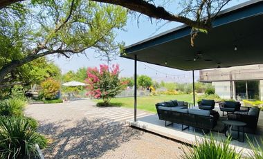 VENTA ESPECTACULAR CASA MEDITERRÁNEA EN EXCLUSIVO CONDOMINIO PIEDRA ROJA – DISEÑO VANGUARDISTA, LUJO Y FUNCIONALIDAD - 5D + 5B + SERVICIOS + PISCINA