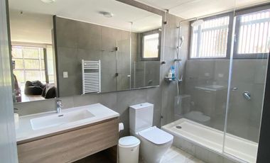 VENTA ESPECTACULAR CASA MEDITERRÁNEA EN EXCLUSIVO CONDOMINIO PIEDRA ROJA – DISEÑO VANGUARDISTA, LUJO Y FUNCIONALIDAD - 5D + 5B + SERVICIOS + PISCINA