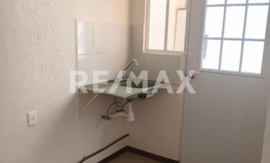 Venta - CASA DE 1 NIVEL CON DOS RECAMARAS