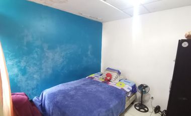 Casa en Mucho Lote 1 etapa 3 calle principal