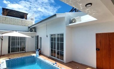 Villa Baru Dijual Modern Elegan Private Pool Kutuh, Kuta Selatan