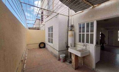 Casa en venta de 2 pisos, en el Fracc. Colinas de Plata, en la zona oriente de la ciudad de Pachuca, Hidalgo.