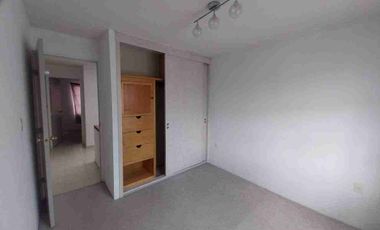 Casa en venta de 2 pisos, en el Fracc. Colinas de Plata, en la zona oriente de la ciudad de Pachuca, Hidalgo.