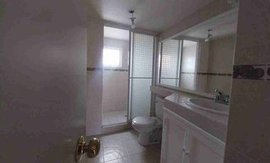 Casa en venta de 2 pisos, en el Fracc. Colinas de Plata, en la zona oriente de la ciudad de Pachuca, Hidalgo.