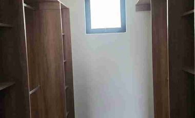 hermosa casa nueva en renta