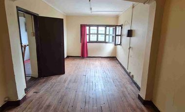 Se arrienda Casona 2 pisos y 3 dormitorios en Cerro Florida Valparaíso.