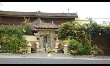 Villa Dijual di Jl. Kayuambua, Bali