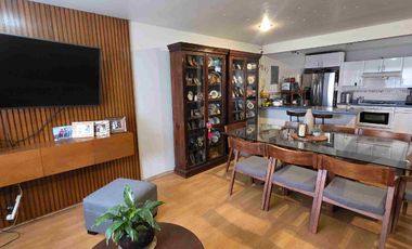 Casa de 3 pisos en esquina en venta, al sur de la ciudad de Pachuca, en Mineral de la Reforma, Hidalgo.