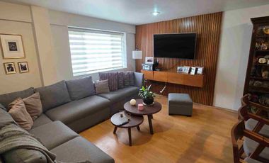 Casa de 3 pisos en esquina en venta, al sur de la ciudad de Pachuca, en Mineral de la Reforma, Hidalgo.