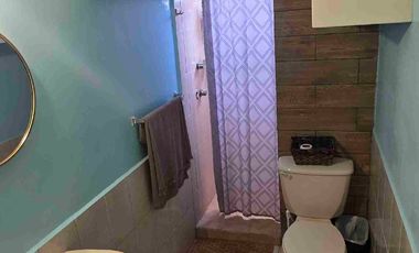 Casa de 3 pisos en esquina en venta, al sur de la ciudad de Pachuca, en Mineral de la Reforma, Hidalgo.