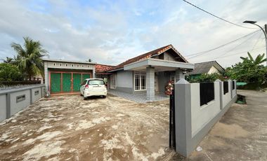 DIJUAL RUMAH SIAP HUNI JALAN MAYOR ZEN PUSRI PALEMBANG
