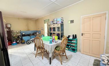 DIJUAL RUMAH SIAP HUNI JALAN MAYOR ZEN PUSRI PALEMBANG